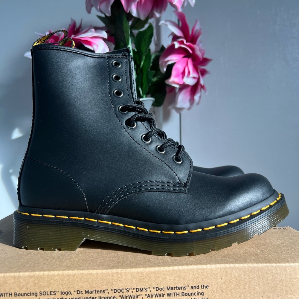 Dr. Martens 1460  Black Boots